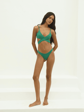 Carregar imagem no visualizador da galeria, Parte de Baixo Biquíni Canárias Verde Bandeira UV50+ - panou.br
