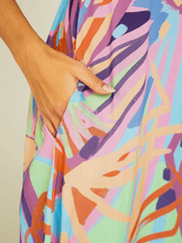 Carregar imagem no visualizador da galeria, Vestido Peniche Jardim Surreal - panou.br
