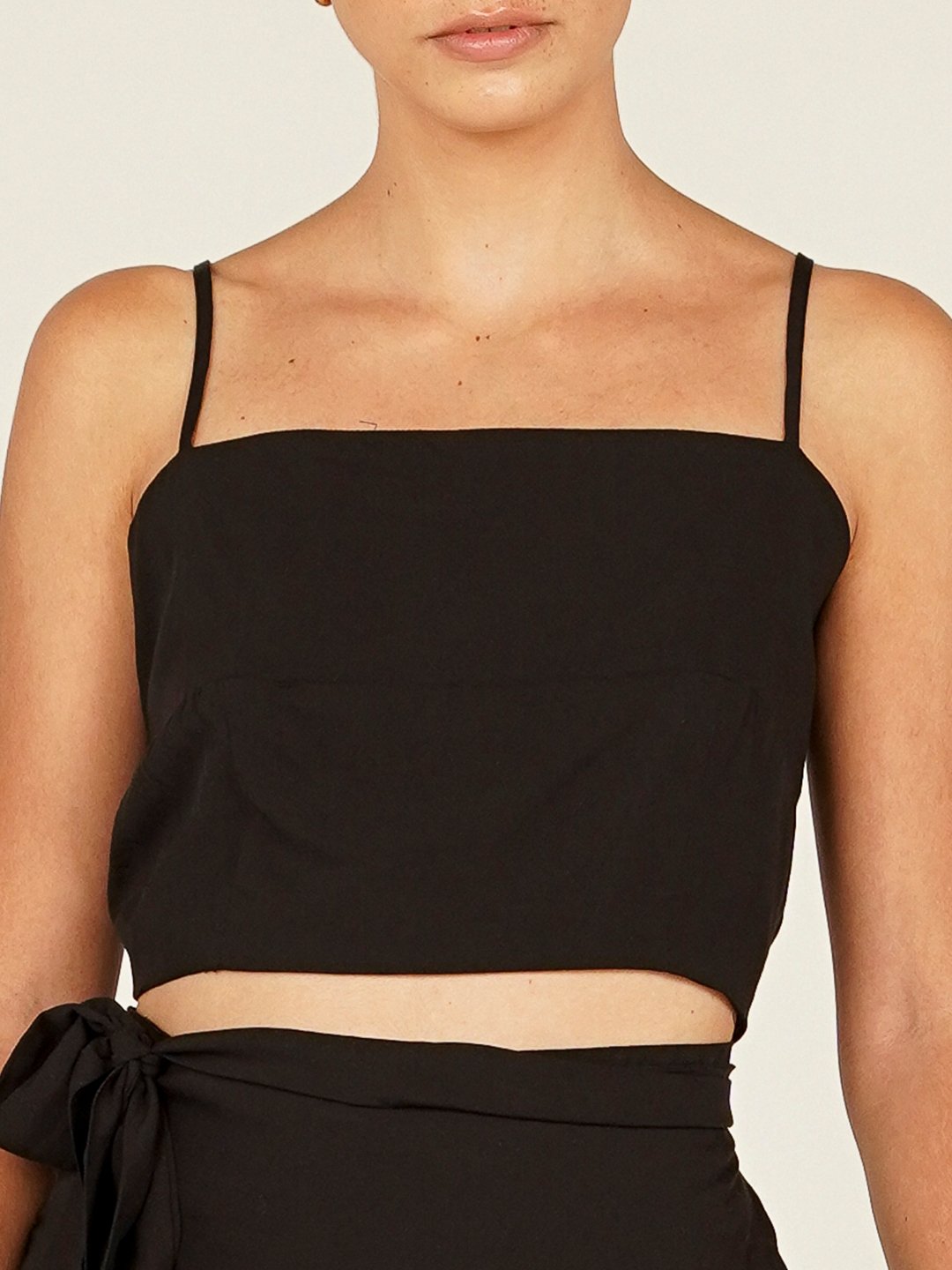 Blusa Top Geribá - Preto - panou.br