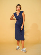 Carregar imagem no visualizador da galeria, Vestido Cachecouer Tóquio Marinho UV +50 - panou.br
