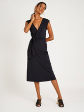 Carregar imagem no visualizador da galeria, Vestido Cachequer Tóquio Preto UV +50 - panou.br
